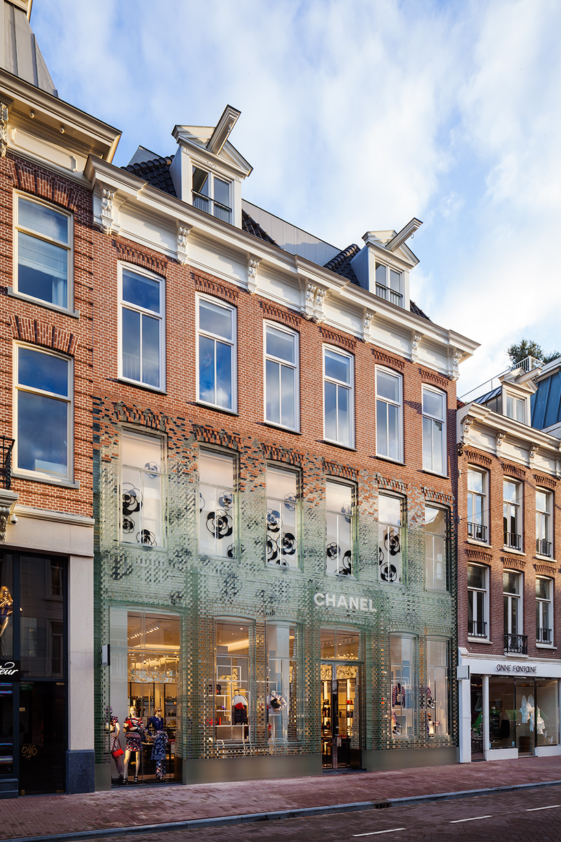MVRDV crystal houses amsterdam chanel flagship store glass facade designboom 02