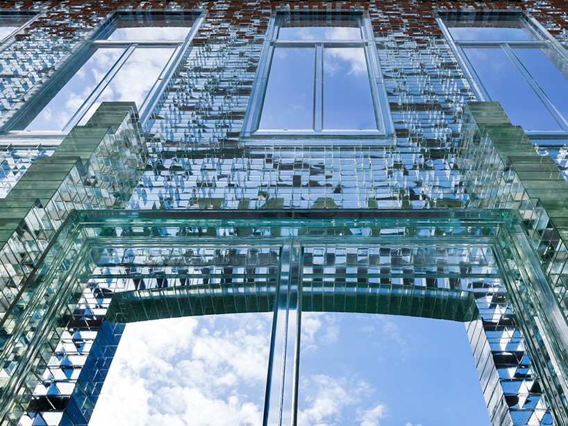 MVRDV crystal houses amsterdam chanel flagship store glass facade designboom 04